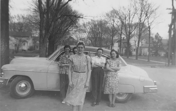 Lunch Break at the Swift Company, Algona, 1950