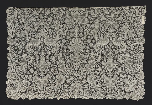 Lace Jabot