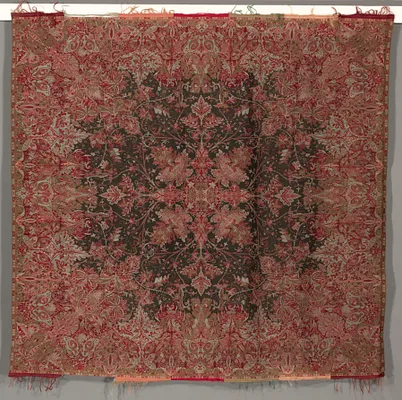 Square Shawl with Quarter Shawl Layout