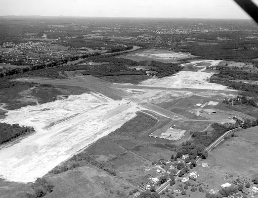 Lawrence Municipal Airport