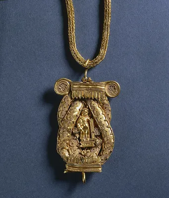 Chain and Pendant