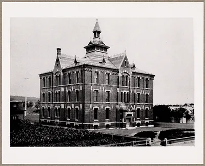 Russell School