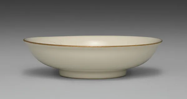 Small Dish from Dining Set with Plum Blossoms and Cracked-Ice