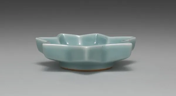 Saucer from Maple Leaf-Shaped Saucers