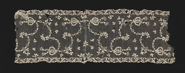 Lace Band