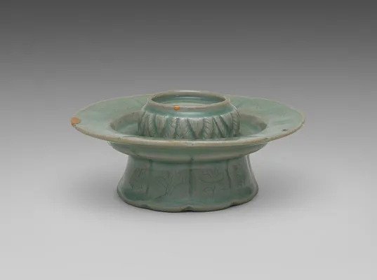 Floral-shaped Cup Stand