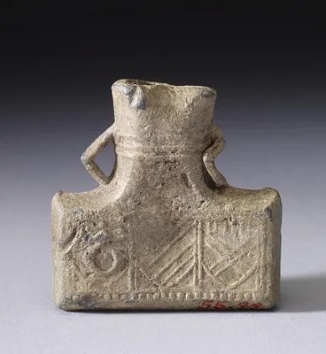 Pilgrimage Flask from the Shrine of Thomas Becket in Canterbury