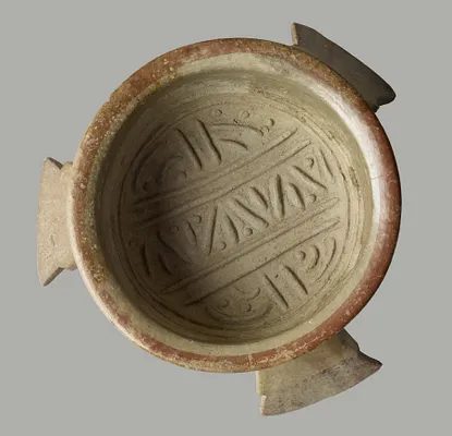 Two Tripod Dishes