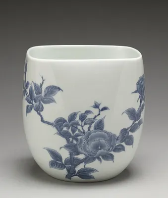 Fresh Water Jar (""Mizusashi"") with Branch of Roses