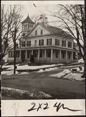 Home of Mrs. Clara Ellis, Haverhill