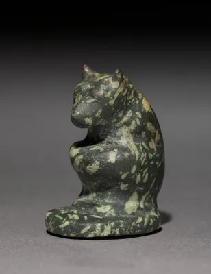 Amulet of a Crouching Bear