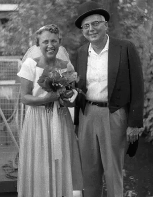 Pauline and Robert Shaw, 25th Anniversary Celebration, 1959