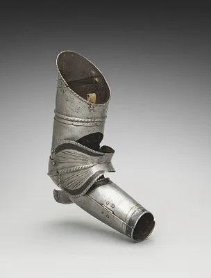 Right Vambrace