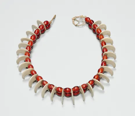 Necklace (amazipho)