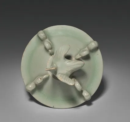 Five-Spouted Vase with Cover (cover)