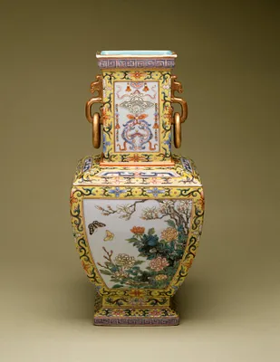 Vase with Flowers of the Four Seasons