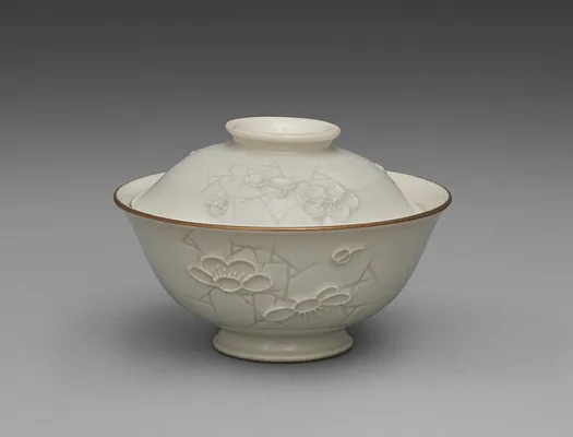 Covered Bowl from Dining Set with Plum Blossoms and Cracked-Ice