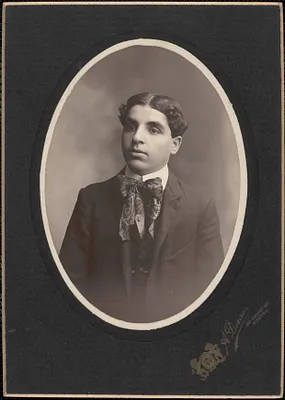 Studio portrait of Leon Abdalian