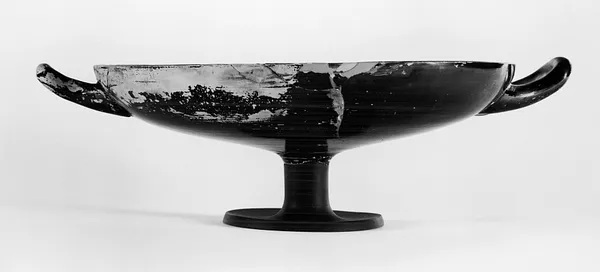 Kylix with Running Warrior