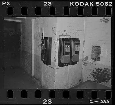 Telephones, Salem Jail