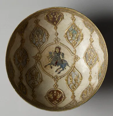 Bowl with Horseman and Birds