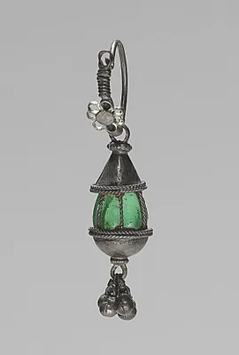 Earring