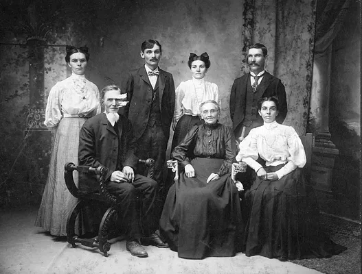 Family Portrait, 1899, Mason City, United States