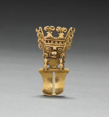 Figurine Pendant