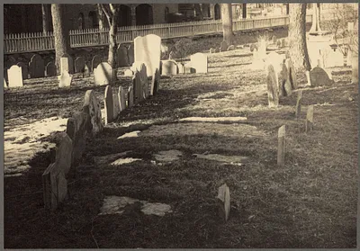 Wolves Graves, Dorchester North Burying Ground