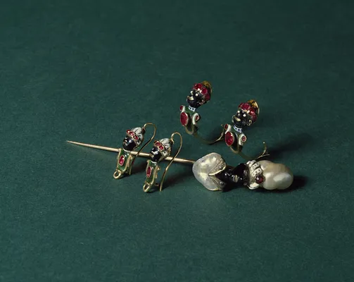Earring with Head of an African