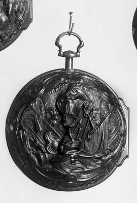 Watch in Pair Case with Military Trophy