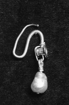 Earring