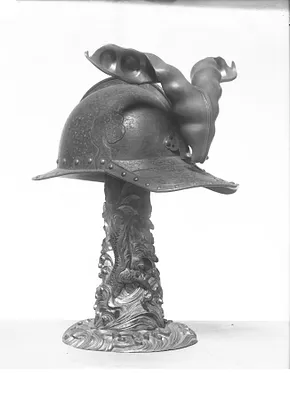 Lobster back helmet (kabuto)