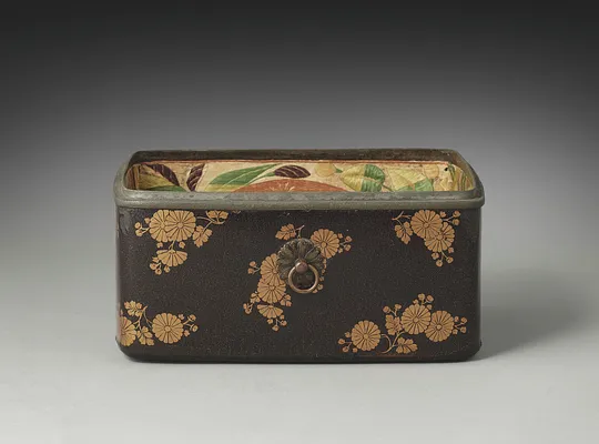 Cosmetics Box with Chrysanthemums (base)