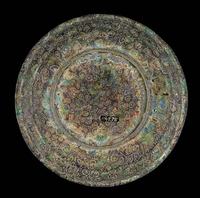 Mosaic Plate