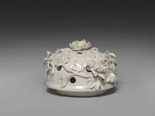 Cover for a Potpourri Vase