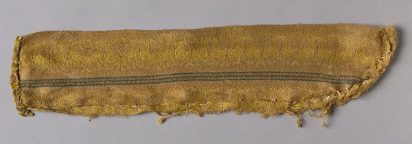 Reliquary bag with lions