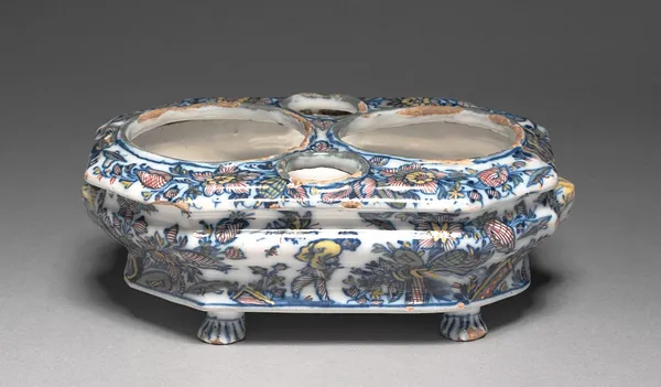 Cruet Stand