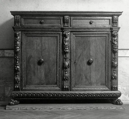 Credenza