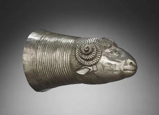 Ram-Head Drinking Vessel