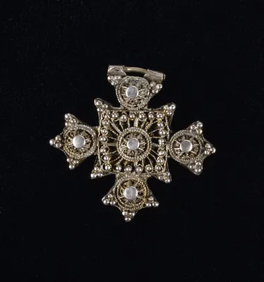 Pendant Cross