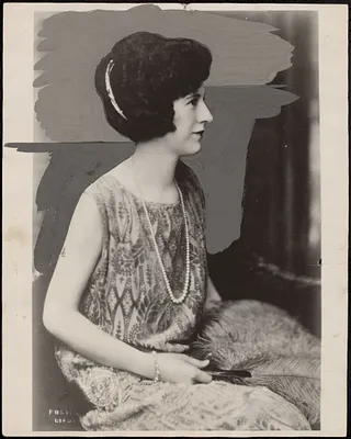 Mrs. Elsie Holt Snipes, who was murdered in her apartment