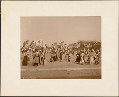 Plymouth Tercentenary Pageant, episode III, scene 1: dance of the Dutch cities