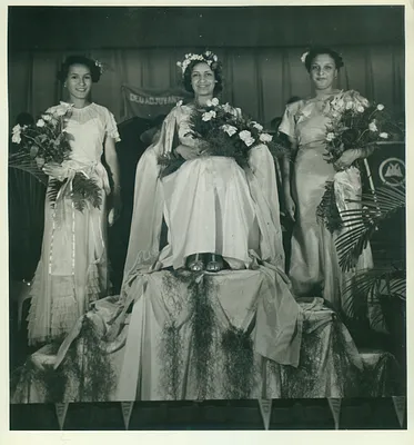 Xavier University, Queen of Honor at a Formal Dance