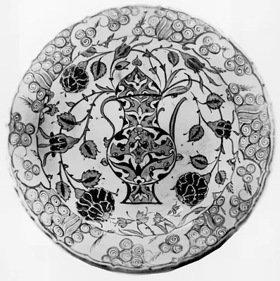 Iznik Plate with Depiction of a Ewer