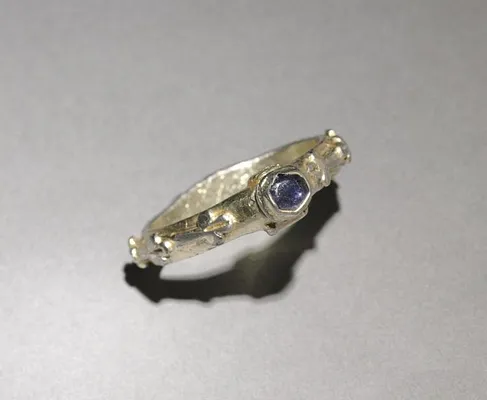 Ring