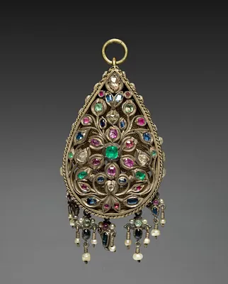 Pendant