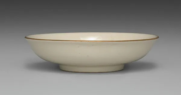 Small Dish from Dining Set with Plum Blossoms and Cracked-Ice