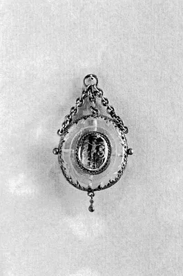 Pendant with the Lamb of God and the Crucifixion