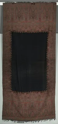 Long Shawl with Galleries